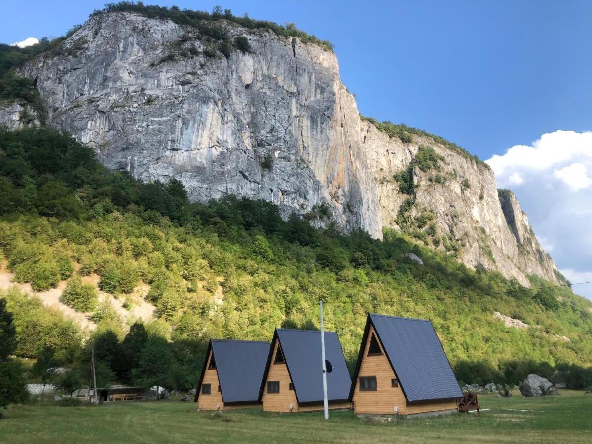 Etno village Komarnica Savnik Exteriör bild